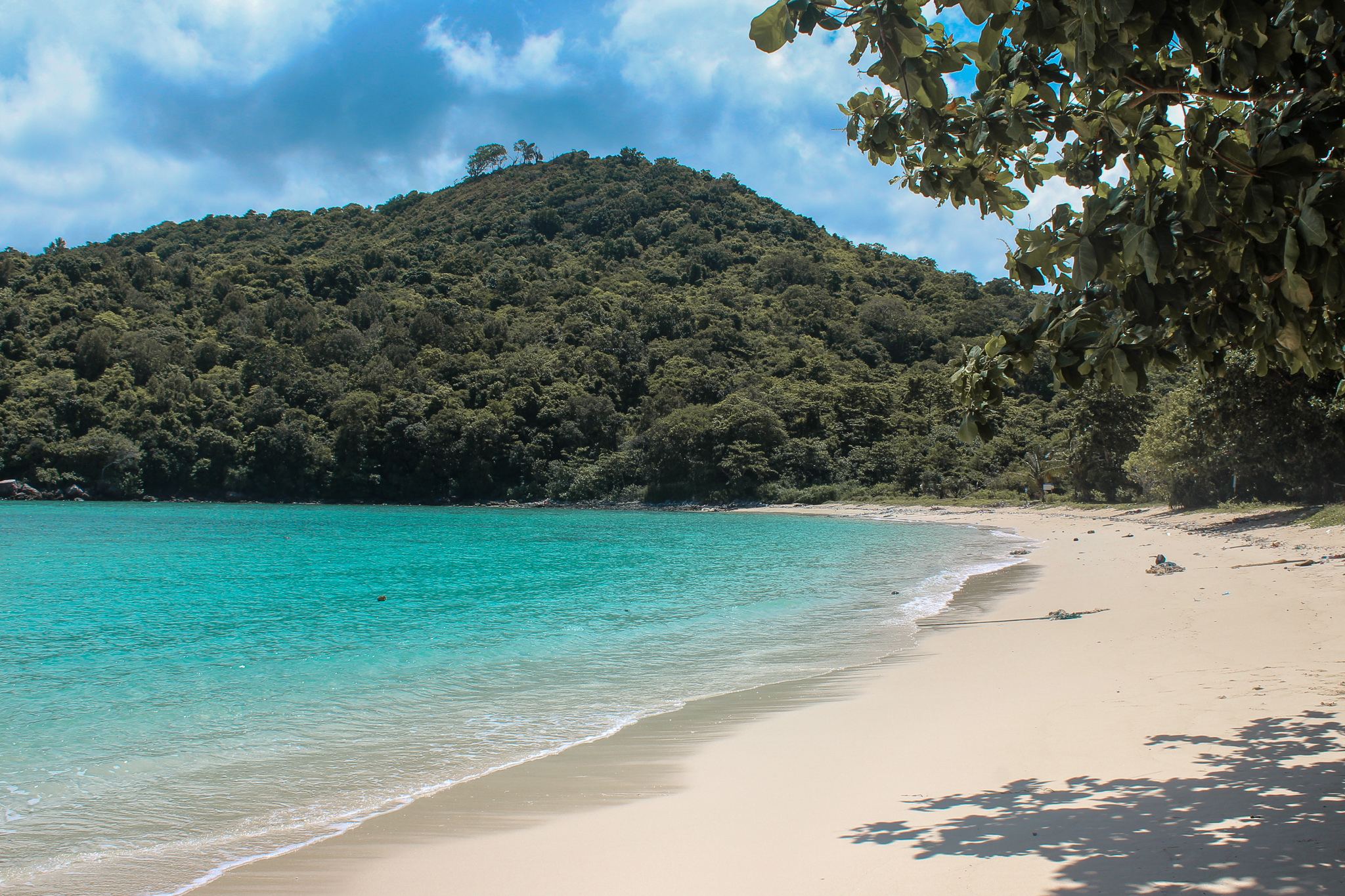 Loh Lana Bay, Phi Phi Island